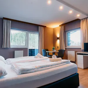 Apartament The Art And