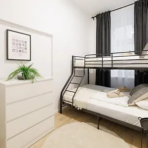 Style By Home2 Viena