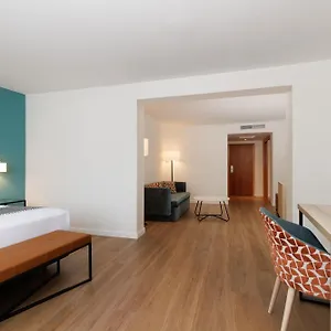 Hotel Exe, Viena
