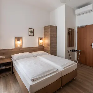 3* Szálloda Terminus