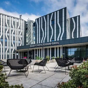 vizitați hotelul