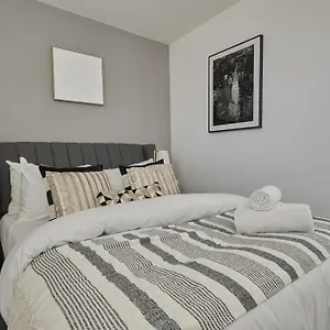 https://hayy-luxury-homes-near-bradford-city-centre.yorkshirehotels.net