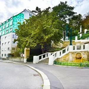 4* Szálloda Strudlhof